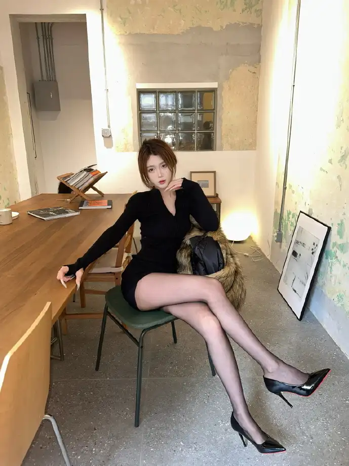 AI写作工具界面示意图